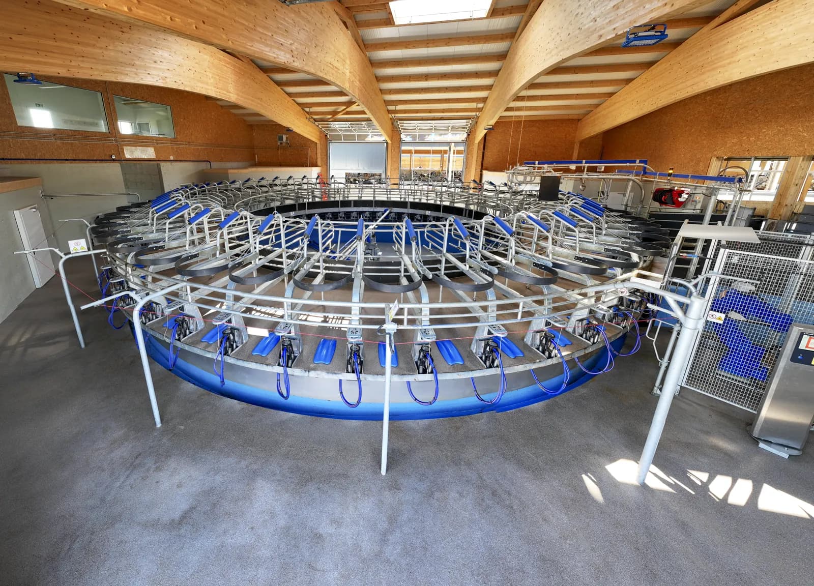 Robot trempeur automatique du carrousel